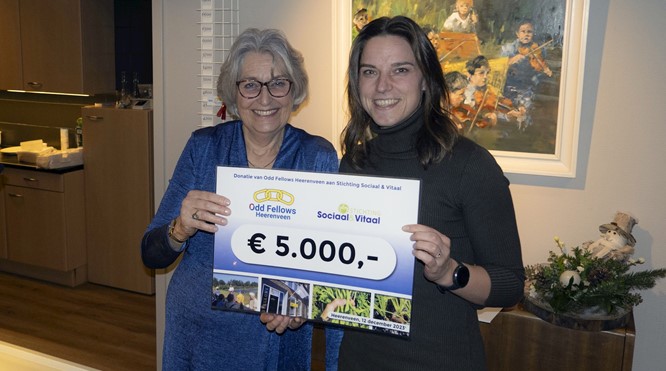 Fantastische donatie van €5.000 van Odd Fellows Heerenveen