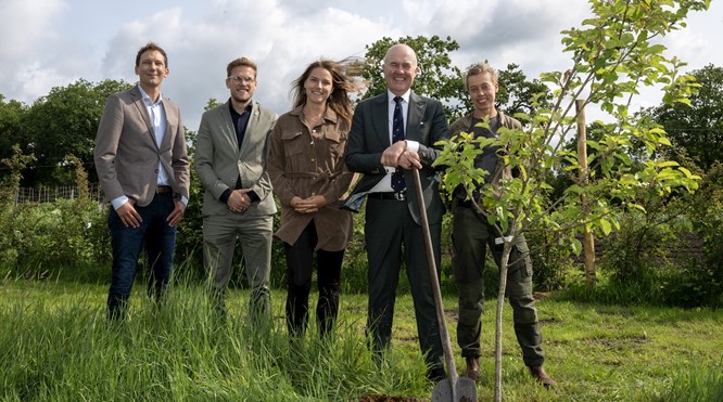 Miljoen gezonde maaltijden; Commissaris van de Koning bezoekt Stichting Sociaal en Vitaal